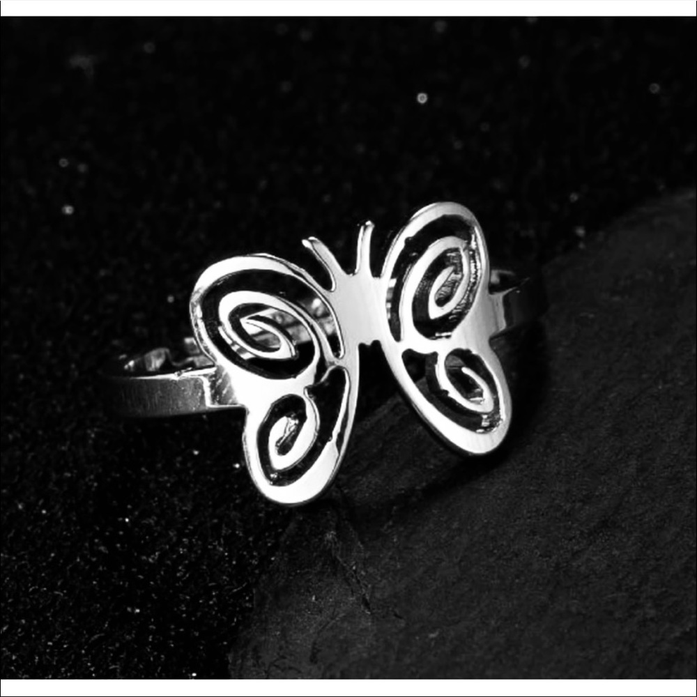 💜 Size 9 Stainless Steel Butterfly Silver Ring NEW